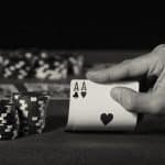 Chia sẻ luật chơi của bài Poker cho tân binh dễ chơi và dễ nhớ