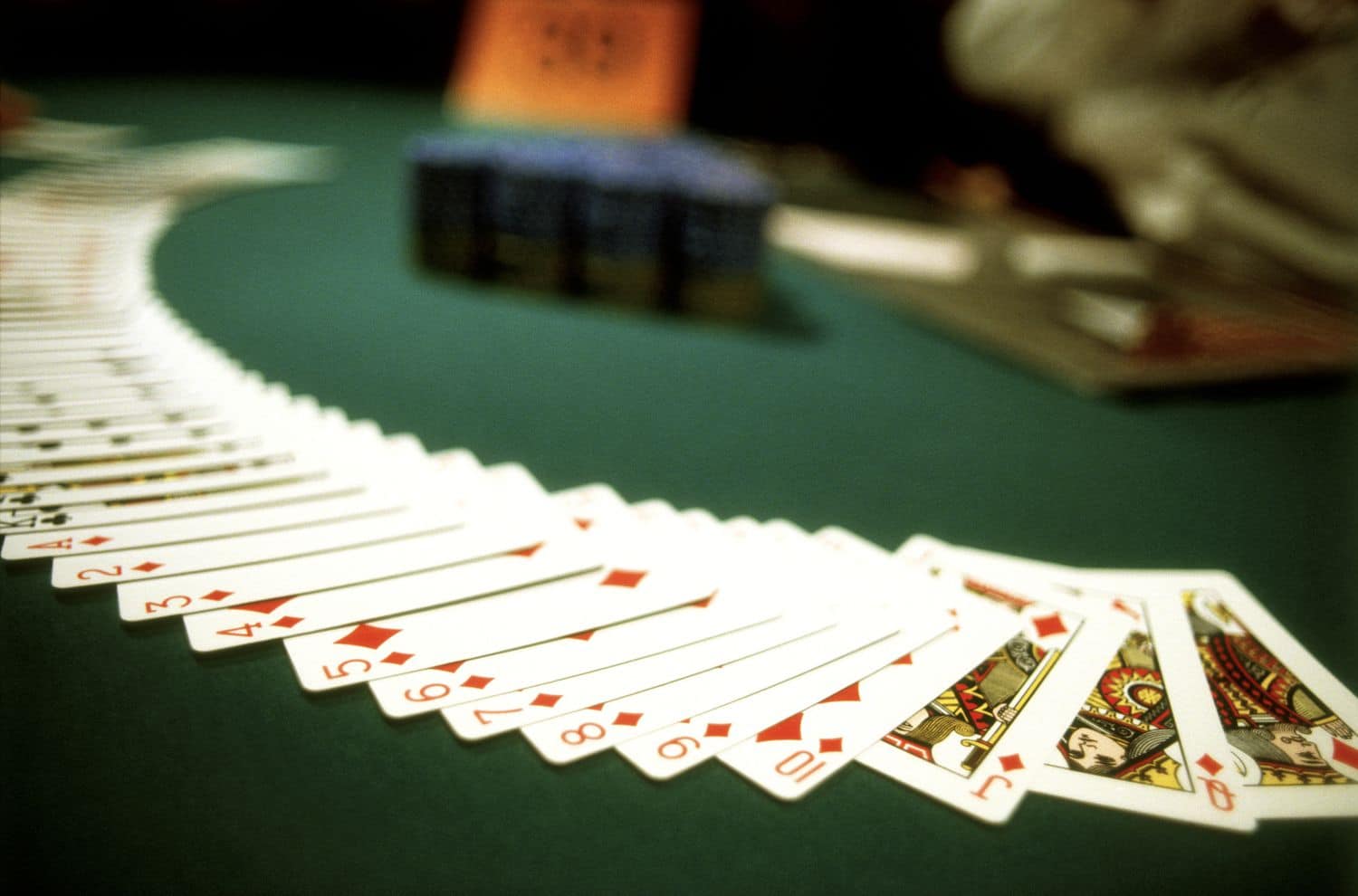 Mách bạn cách lựa chọn hand khi chơi bài Poker chuẩn và chính xác nhất