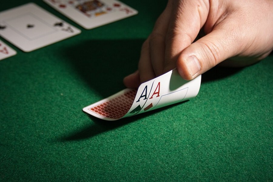 Để chơi Poker tốt và thuận lợi cần phải chuẩn bị những điều gì?