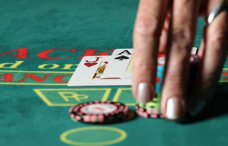 3 yếu tố bạn cần chú ý để đảm bảo khi chơi Blackjack thắng số tiền lớn từ nhà cái
